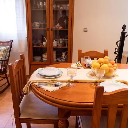 Holiday home Florit Flats - The Orange Lemon Tree House *