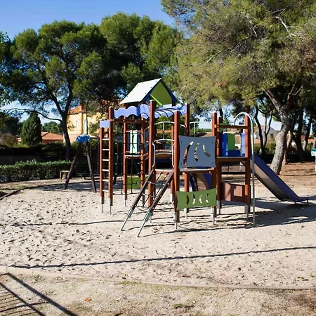 Florit Flats - The Orange Lemon Tree House Holiday home