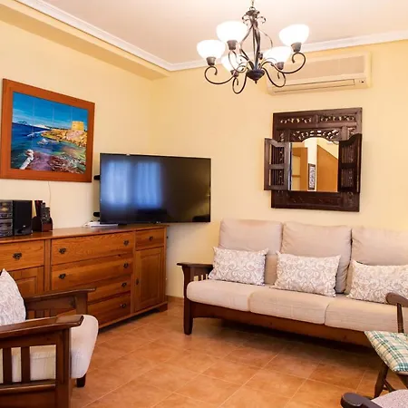 Florit Flats - The Orange Lemon Tree House La Eliana